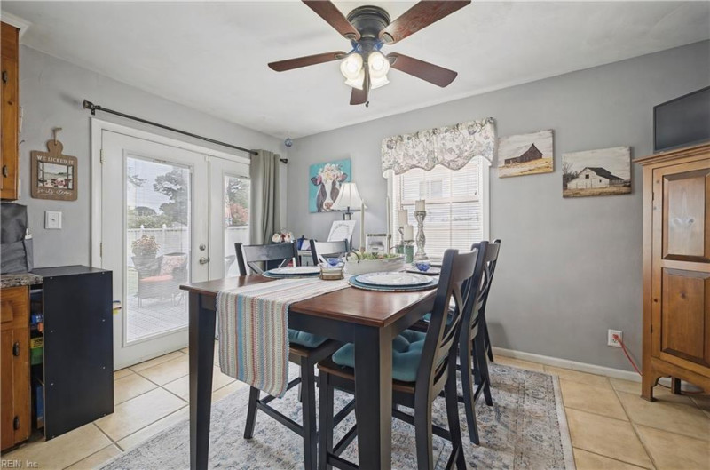 Photo 9 of 47 residential for sale in Portsmouth virginia