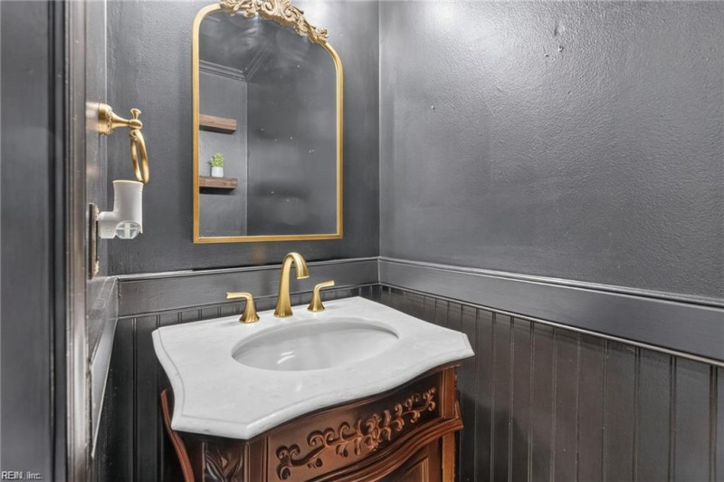 Photo 16 of 42 residential for sale in Virginia Beach virginia