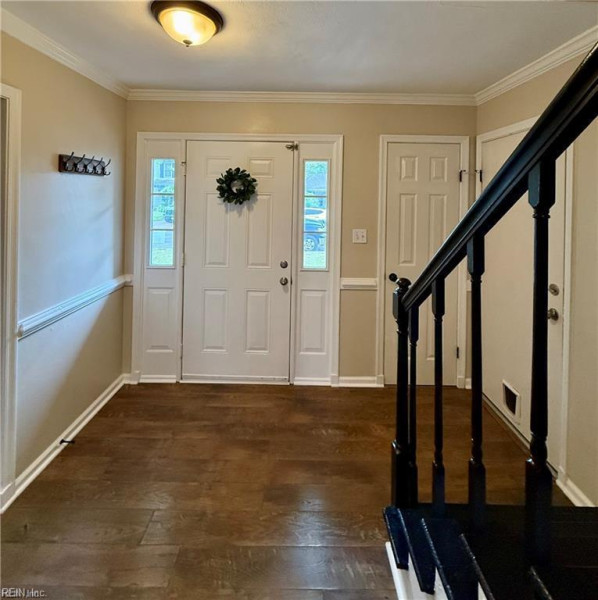 Photo 4 of 42 residential for sale in Virginia Beach virginia