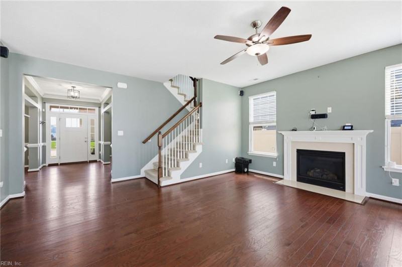 Photo 14 of 44 residential for sale in Chesapeake virginia