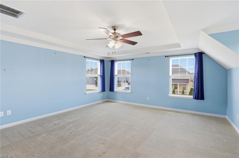 Photo 19 of 44 residential for sale in Chesapeake virginia