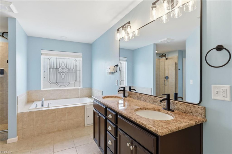 Photo 21 of 44 residential for sale in Chesapeake virginia