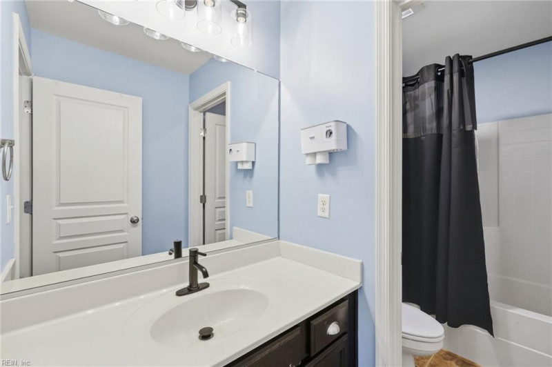 Photo 30 of 44 residential for sale in Chesapeake virginia