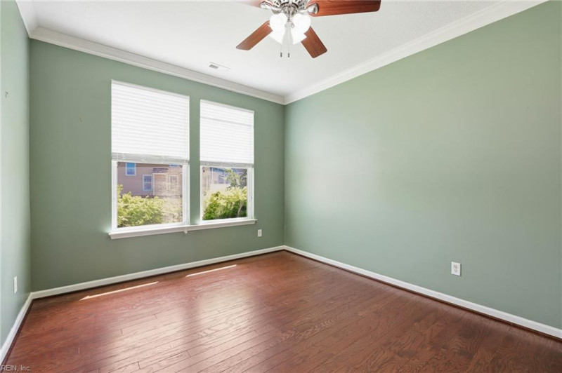 Photo 5 of 44 residential for sale in Chesapeake virginia