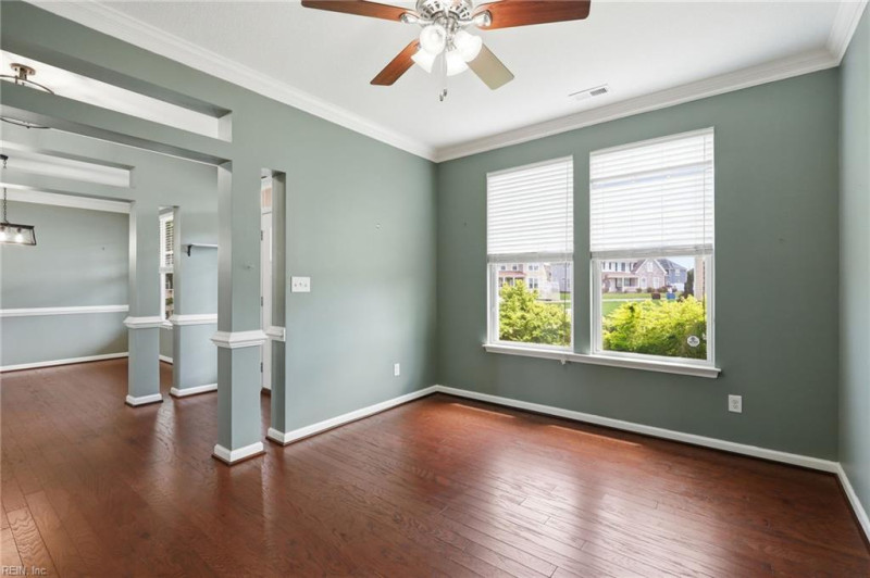 Photo 6 of 44 residential for sale in Chesapeake virginia