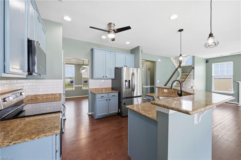Photo 9 of 44 residential for sale in Chesapeake virginia