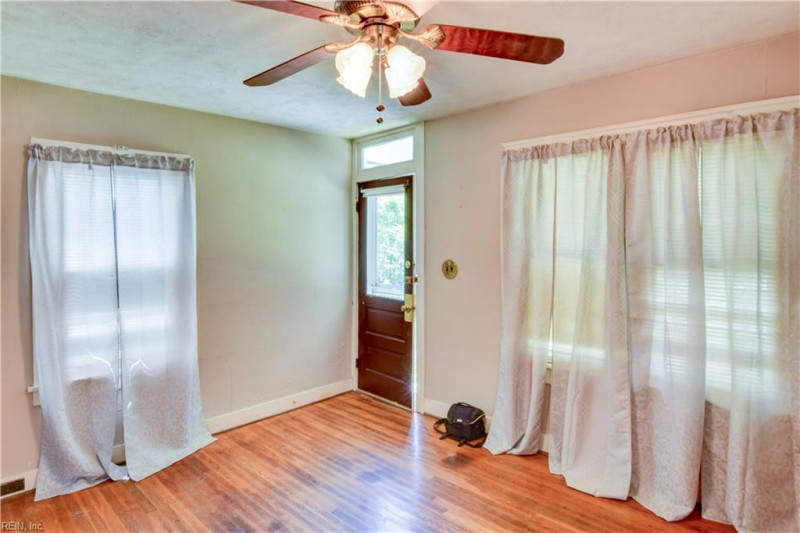 Photo 10 of 42 residential for sale in Portsmouth virginia Photo 10 of 42 residential for sale in Portsmouth virginia