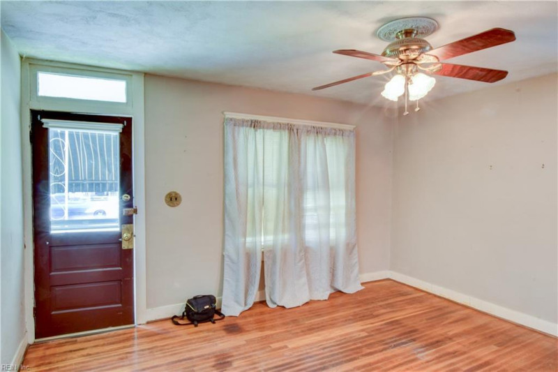 Photo 11 of 42 residential for sale in Portsmouth virginia Photo 11 of 42 residential for sale in Portsmouth virginia