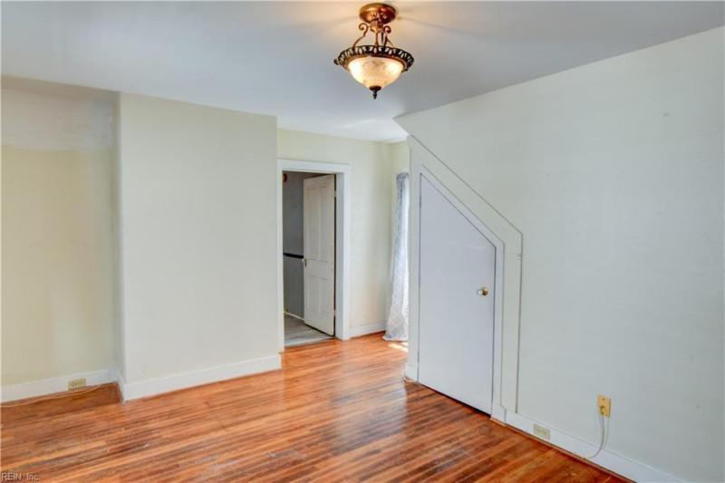 Photo 8 of 42 residential for sale in Portsmouth virginia Photo 8 of 42 residential for sale in Portsmouth virginia