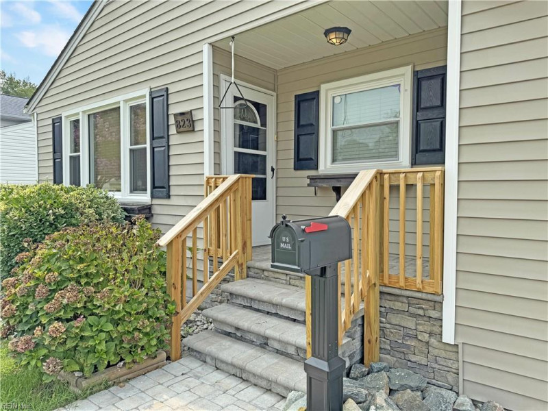 Photo 2 of 32 residential for sale in Hampton virginia