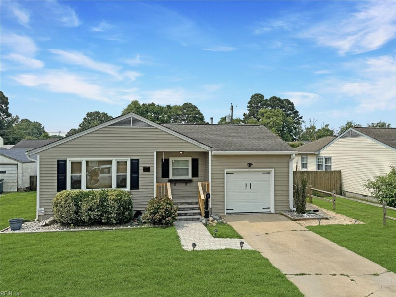 Photo 31 of 32 residential for sale in Hampton virginia