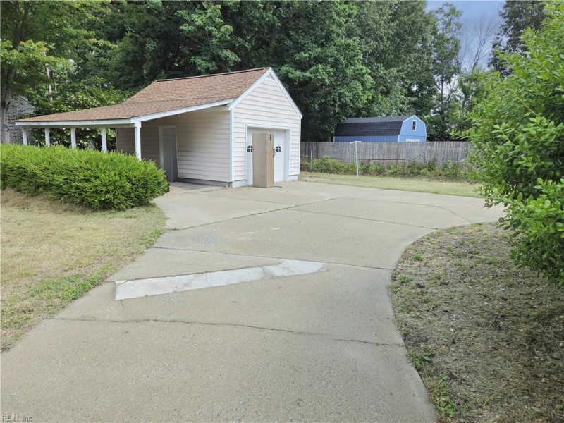 Photo 6 of 20 residential for sale in Newport News virginia
