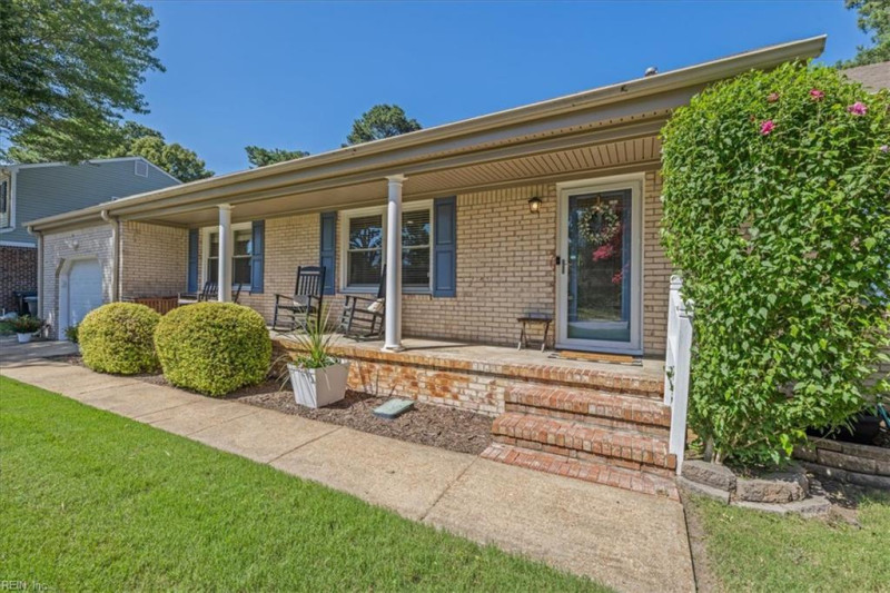 Photo 2 of 46 residential for sale in Virginia Beach virginia