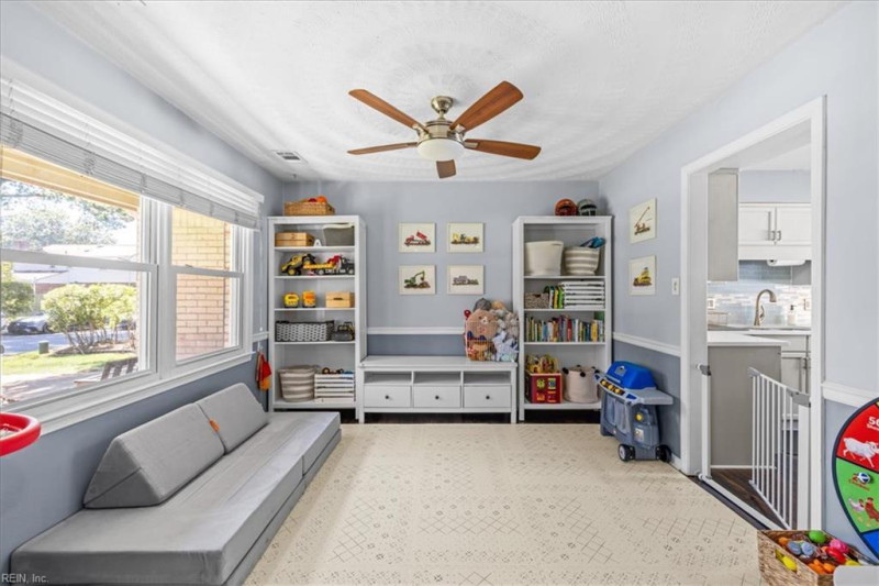 Photo 21 of 46 residential for sale in Virginia Beach virginia