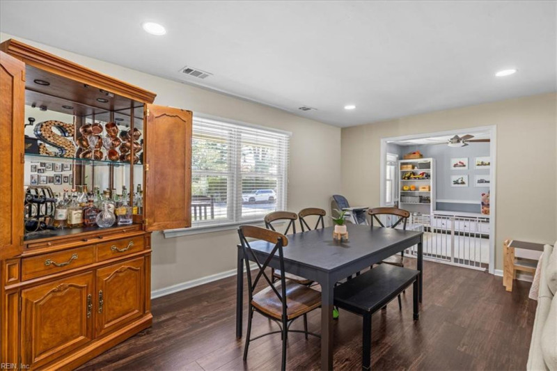 Photo 9 of 46 residential for sale in Virginia Beach virginia