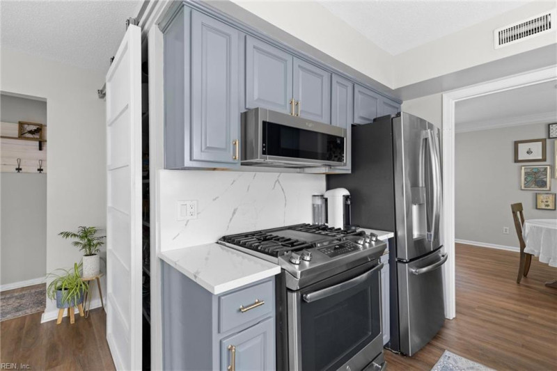 Photo 10 of 35 residential for sale in Norfolk virginia Photo 10 of 35 residential for sale in Norfolk virginia