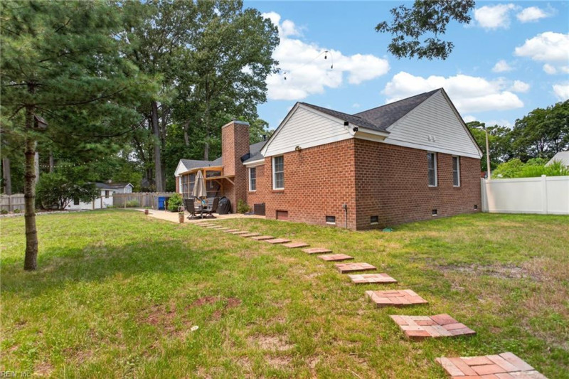 Photo 36 of 39 residential for sale in Chesapeake virginia Photo 36 of 39 residential for sale in Chesapeake virginia