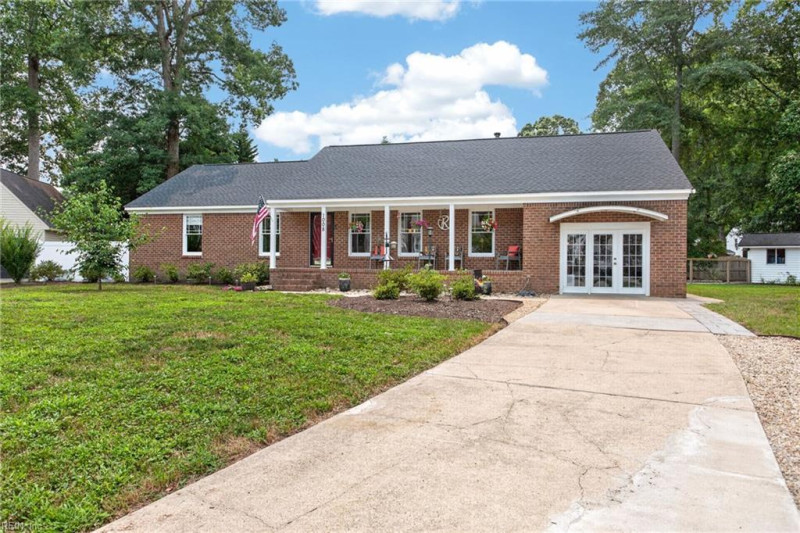 Photo 4 of 39 residential for sale in Chesapeake virginia Photo 4 of 39 residential for sale in Chesapeake virginia