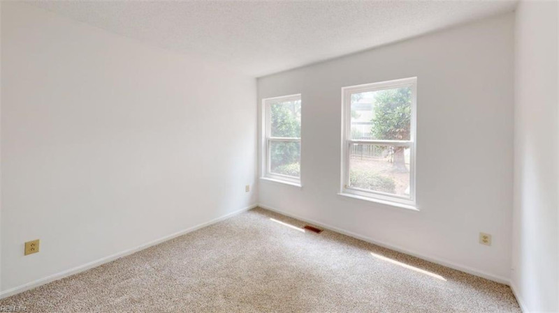 Photo 35 of 44 residential for sale in Norfolk virginia Photo 35 of 44 residential for sale in Norfolk virginia