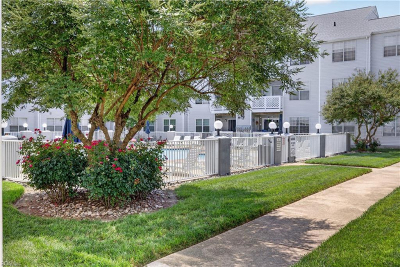 Photo 17 of 27 residential for sale in Virginia Beach virginia Photo 17 of 27 residential for sale in Virginia Beach virginia