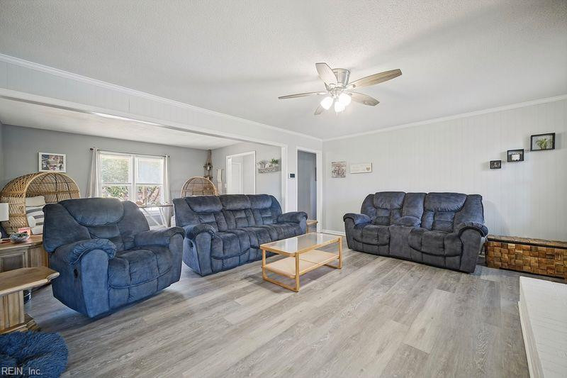Photo 12 of 35 residential for sale in Virginia Beach virginia