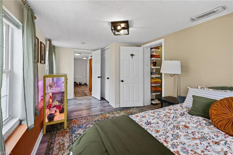 Photo 11 of 26 residential for sale in Norfolk virginia Photo 11 of 26 residential for sale in Norfolk virginia