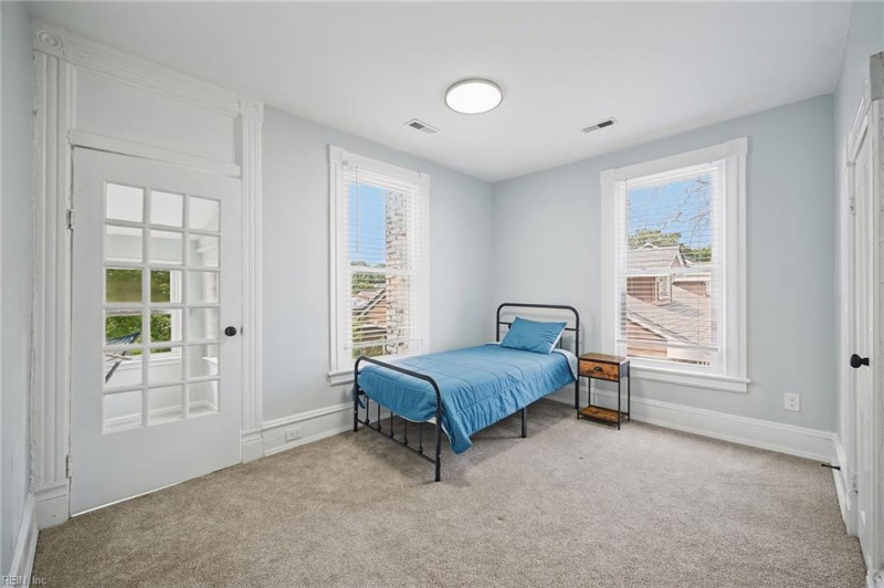 Photo 25 of 50 residential for sale in Newport News virginia