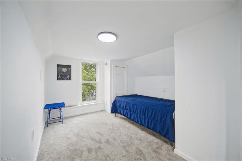Photo 27 of 50 residential for sale in Newport News virginia
