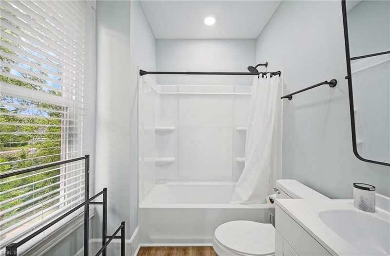 Photo 34 of 50 residential for sale in Newport News virginia