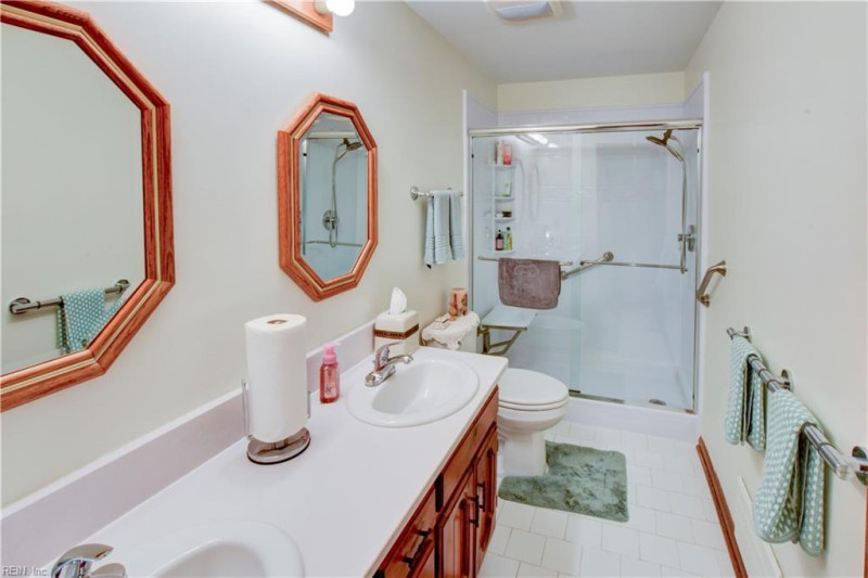 Photo 16 of 46 residential for sale in Chesapeake virginia Photo 16 of 46 residential for sale in Chesapeake virginia