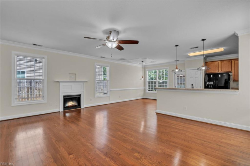 Photo 7 of 35 residential for sale in Virginia Beach virginia Photo 7 of 35 residential for sale in Virginia Beach virginia
