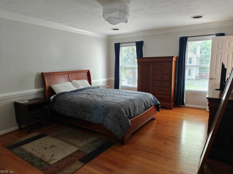 Photo 19 of 42 residential for sale in Chesapeake virginia