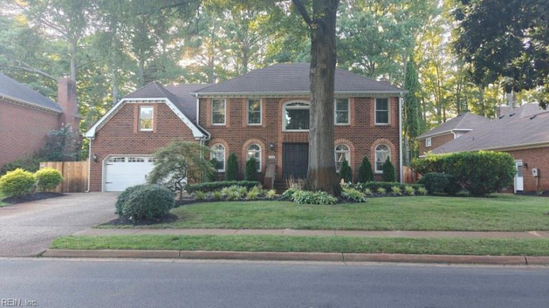 Photo 2 of 42 residential for sale in Chesapeake virginia