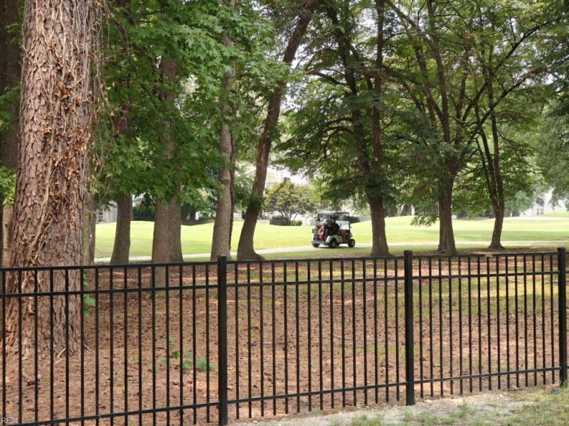 Photo 36 of 42 residential for sale in Chesapeake virginia