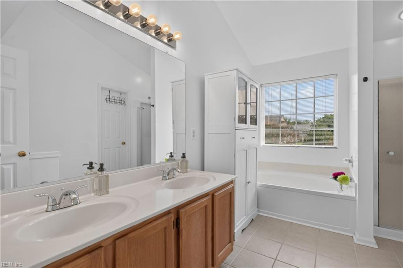 Photo 23 of 46 residential for sale in Chesapeake virginia Photo 23 of 46 residential for sale in Chesapeake virginia