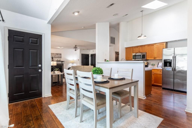 Photo 14 of 45 residential for sale in Newport News virginia