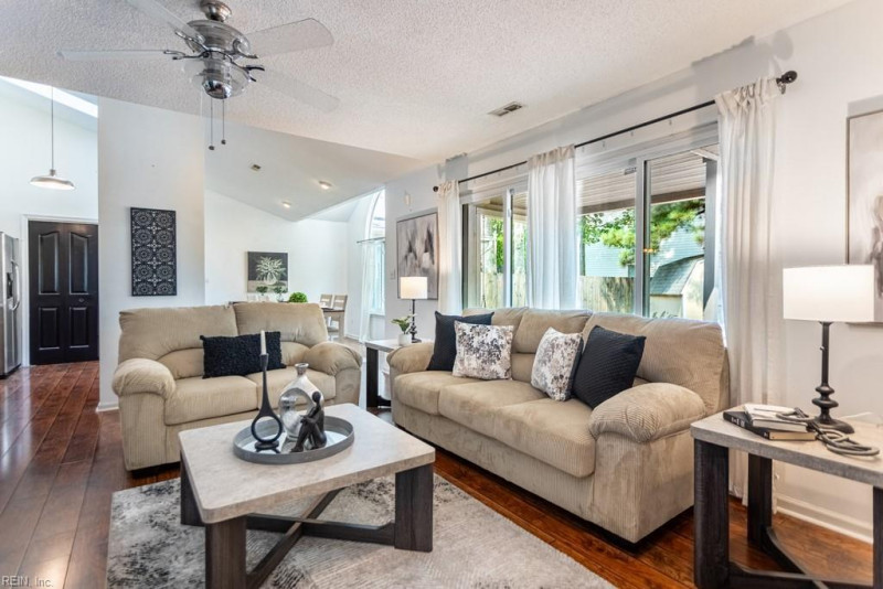 Photo 6 of 45 residential for sale in Newport News virginia