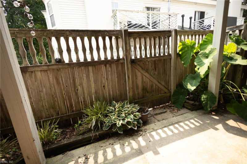 Photo 23 of 25 residential for sale in Chesapeake virginia