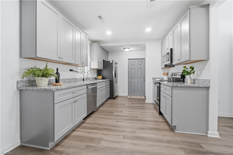 Photo 8 of 19 residential for sale in Norfolk virginia Photo 8 of 19 residential for sale in Norfolk virginia