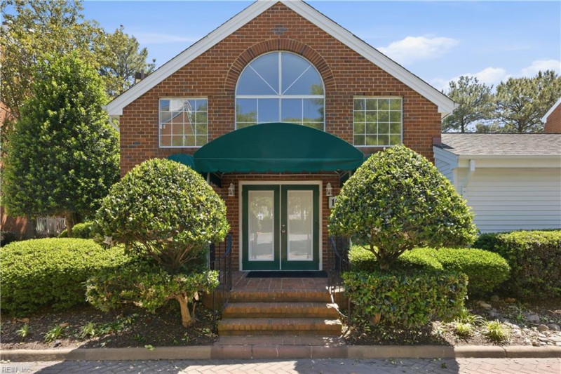 Photo 16 of 26 residential for sale in Norfolk virginia