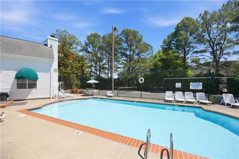 Photo 18 of 26 residential for sale in Norfolk virginia