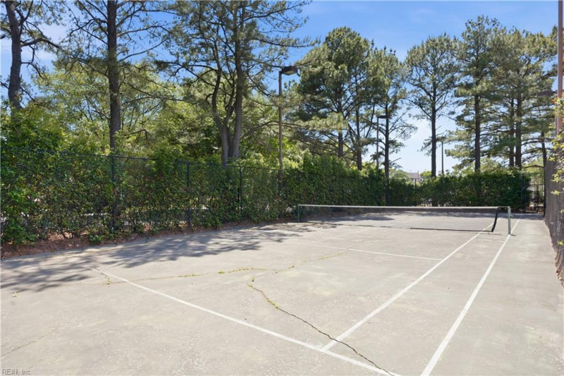 Photo 19 of 26 residential for sale in Norfolk virginia