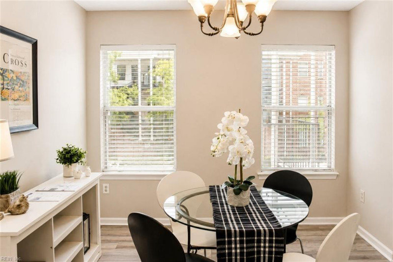 Photo 3 of 26 residential for sale in Norfolk virginia