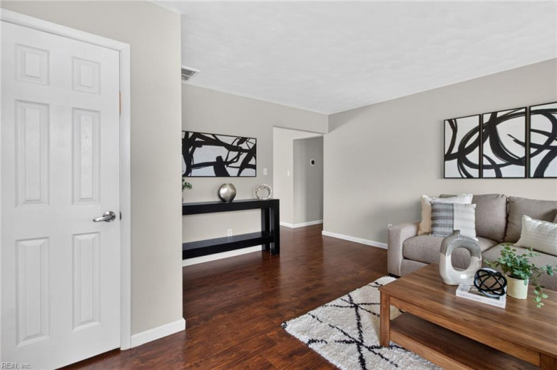 Photo 10 of 49 residential for sale in Virginia Beach virginia