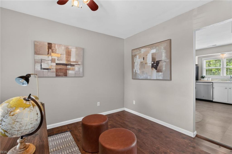 Photo 16 of 49 residential for sale in Virginia Beach virginia