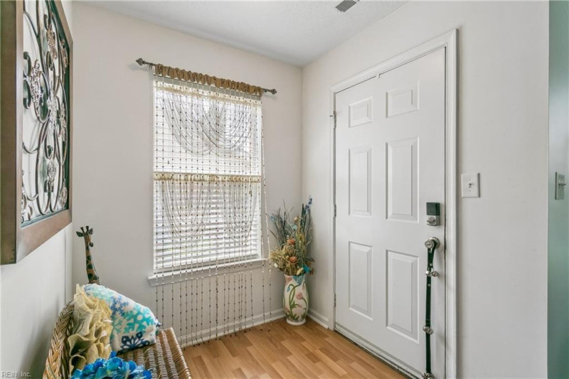 Photo 5 of 40 residential for sale in Williamsburg virginia Photo 5 of 40 residential for sale in Williamsburg virginia