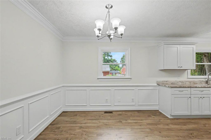 Photo 10 of 30 residential for sale in Newport News virginia