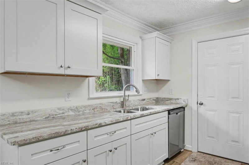 Photo 16 of 30 residential for sale in Newport News virginia