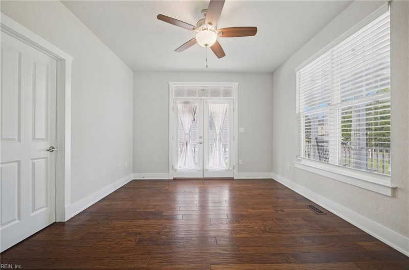 Photo 11 of 50 residential for sale in Chesapeake virginia Photo 11 of 50 residential for sale in Chesapeake virginia