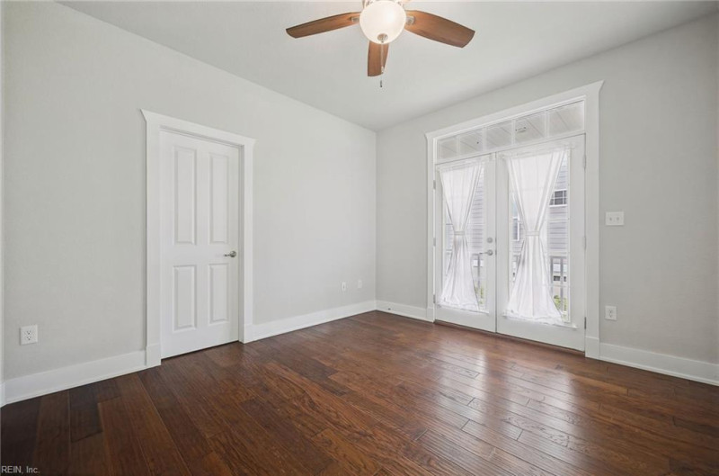 Photo 13 of 50 residential for sale in Chesapeake virginia Photo 13 of 50 residential for sale in Chesapeake virginia
